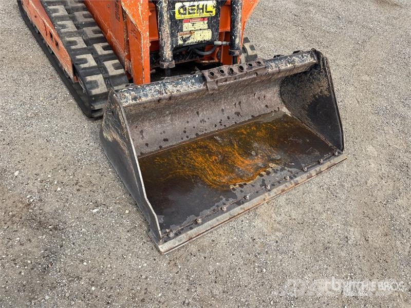 Gehl RT105 Compact Track Loader Skid steer mini nakladalci