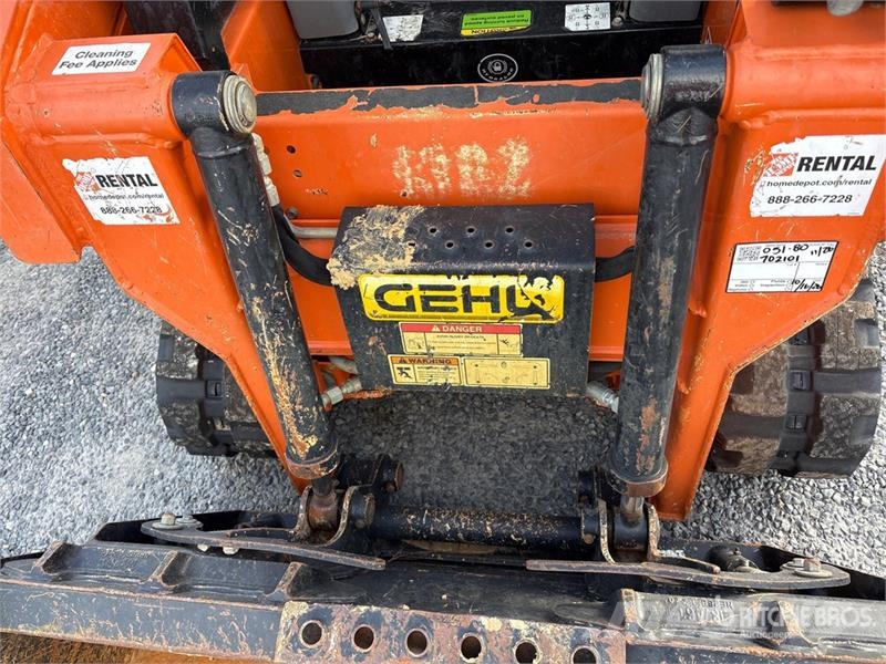 Gehl RT105 Compact Track Loader Kompaktrakodók