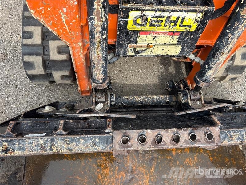 Gehl RT105 Compact Track Loader Skid steer mini nakladalci