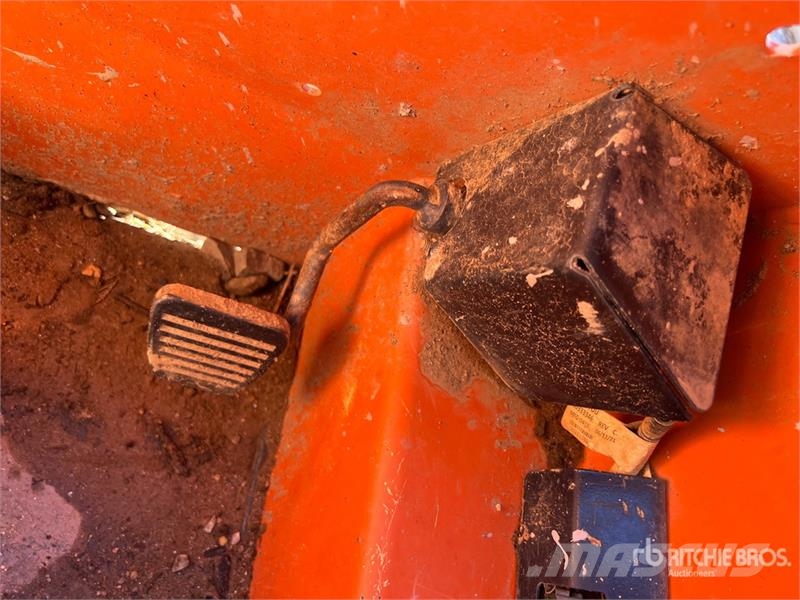 Gehl RT105 Compact Track Loader Skid steer mini nakladalci