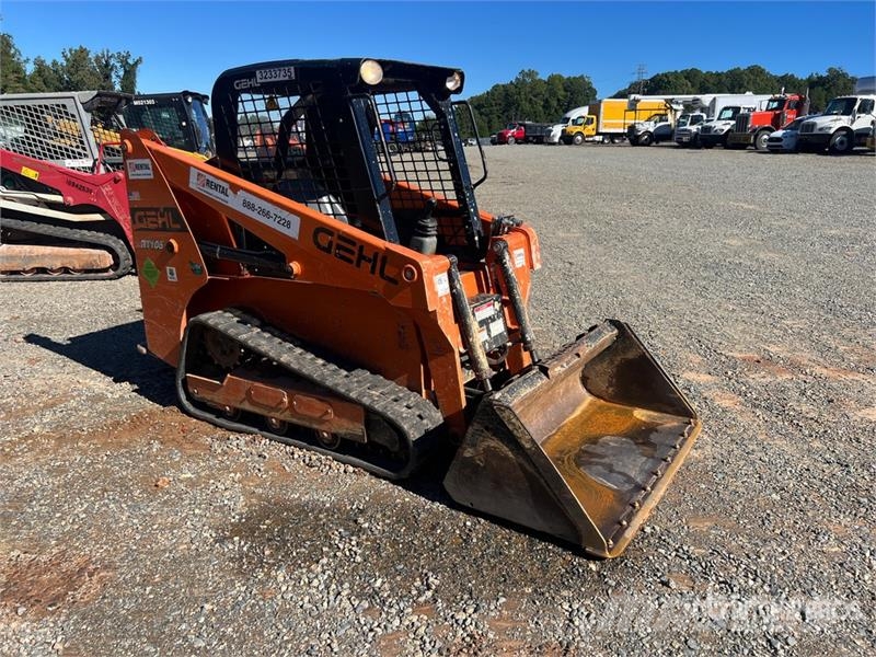 Gehl RT105 Compact Track Loader スキッドステアローダー
