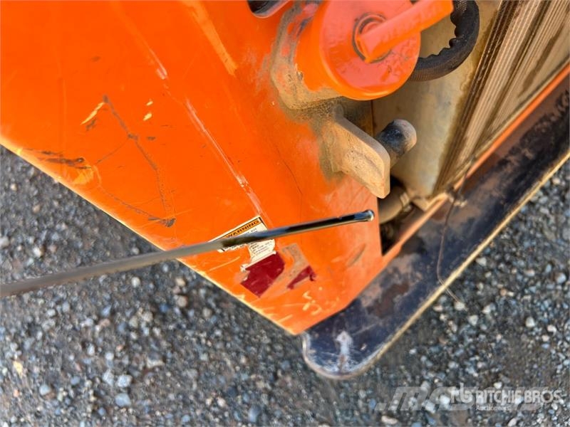 Gehl RT105 Compact Track Loader スキッドステアローダー