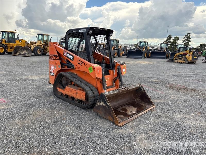 Gehl RT135 Compact Track Loader Kompaktlaadurid