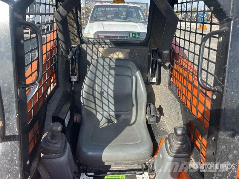 Gehl RT135 Compact Track Loader Kompaktlaadurid
