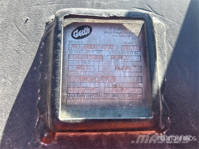 Geith H11-0990-4230 35 in Q/C Digging Excavator Bucket 挖斗