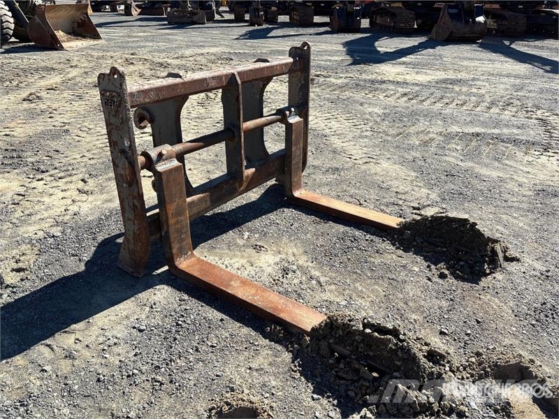  GEM FORK CF 416 57 in Wheel Loader Forks - Fits Jo شوكات