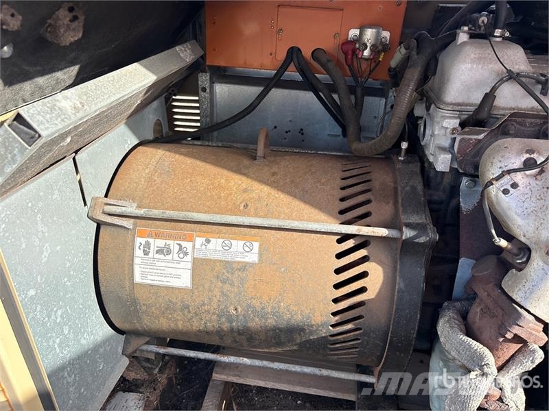Generac 35 kW Skid-Mounted Generator Set Geradores a diesel