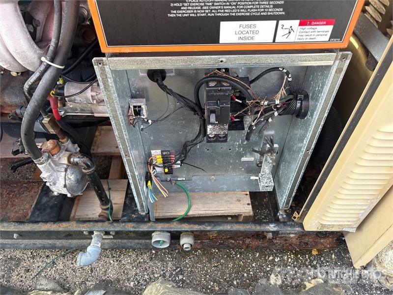 Generac 35 kW Skid-Mounted Generator Set Geradores a diesel