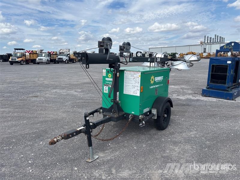 Generac Magnum MLT3060K-01 6 kW Light Tower Lystårne