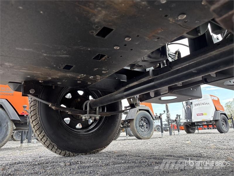 Generac MLT-2 2.5 kW Light Tower 조명타워