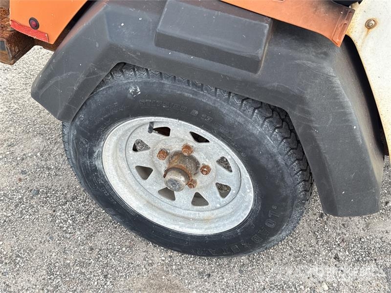 Generac MLT6SKDS 6 kW Light Tower Osvetľovacie stožiare