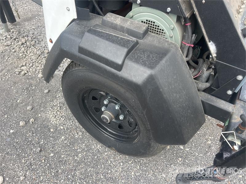 Generac MLTS 2.5 kW Light Tower Light towers