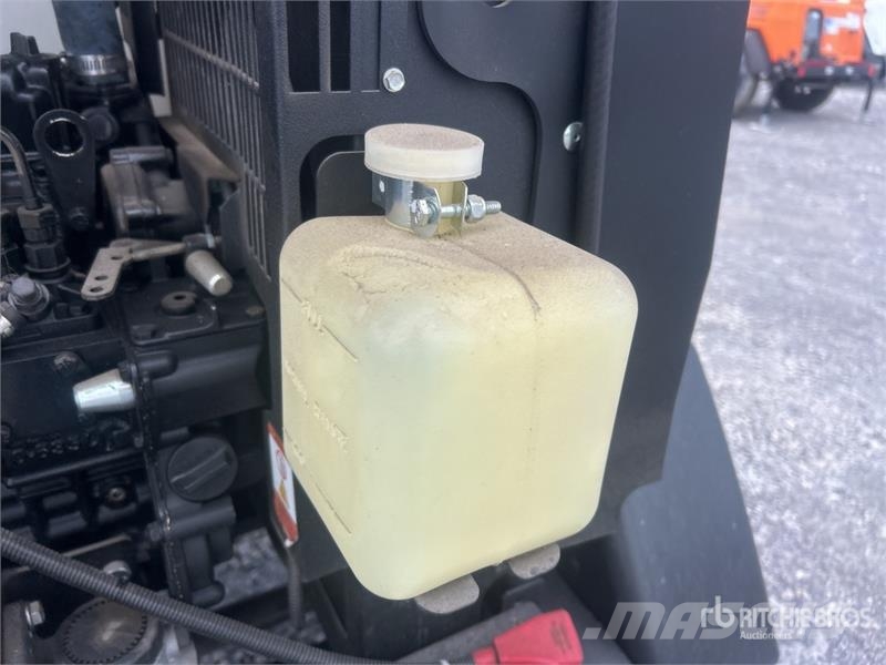 Generac MLTS 2.5 kW Light Tower Light towers