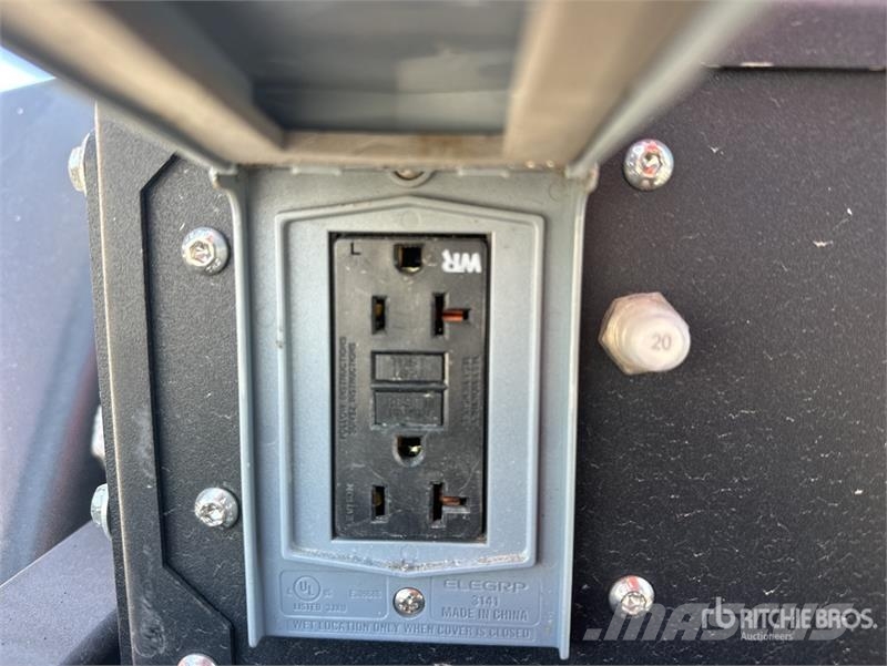 Generac MLTS 2.5 kW Light Tower Light towers