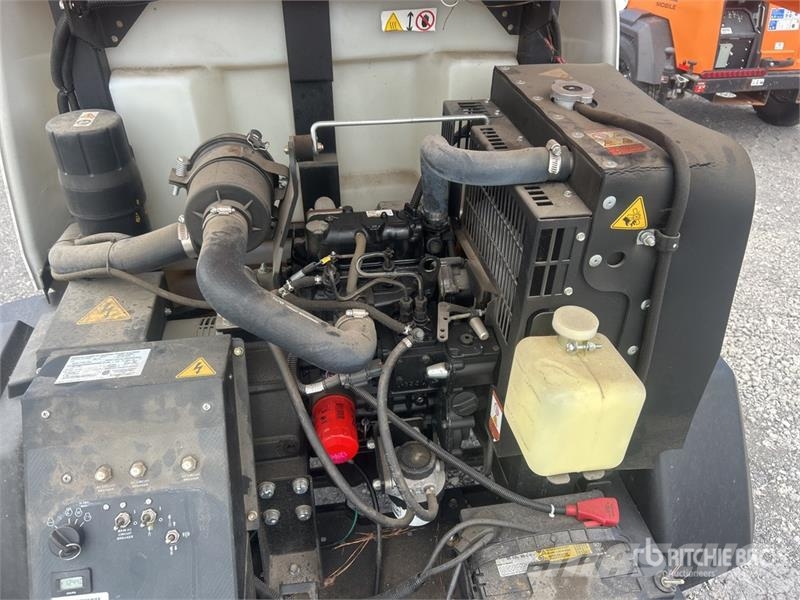 Generac MLTS 2.5 kW Light Tower Light towers