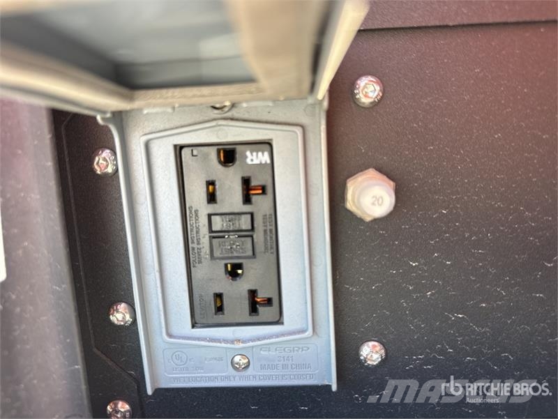 Generac MLTS 2.5 kW Light Tower Light towers