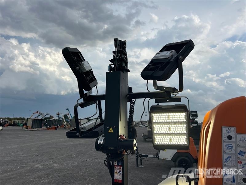 Generac MLTS-4 2.5 kW Light Tower Осветительные установки