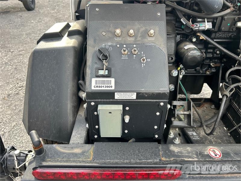Generac MLTS-4 2.5 kW Light Tower Осветительные установки