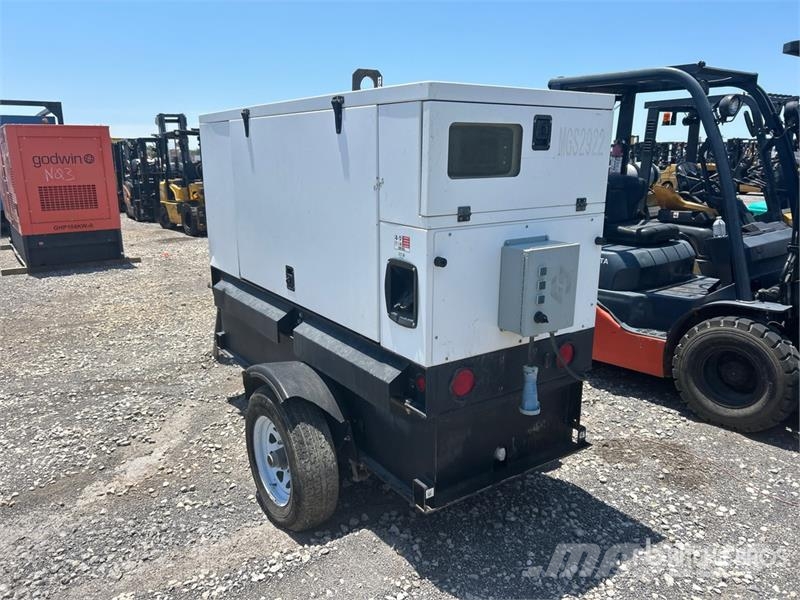 Generac MMG55DF4 44 kW Mobile Generator Set Dizel agregati