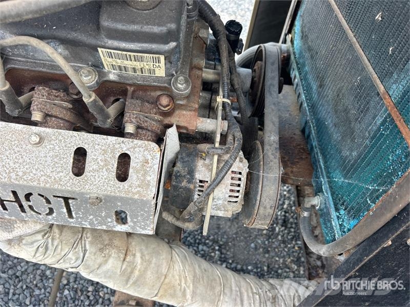 Generac QT05030ANSN 50 kW Skid-Mounted Generator Set Generadores diésel