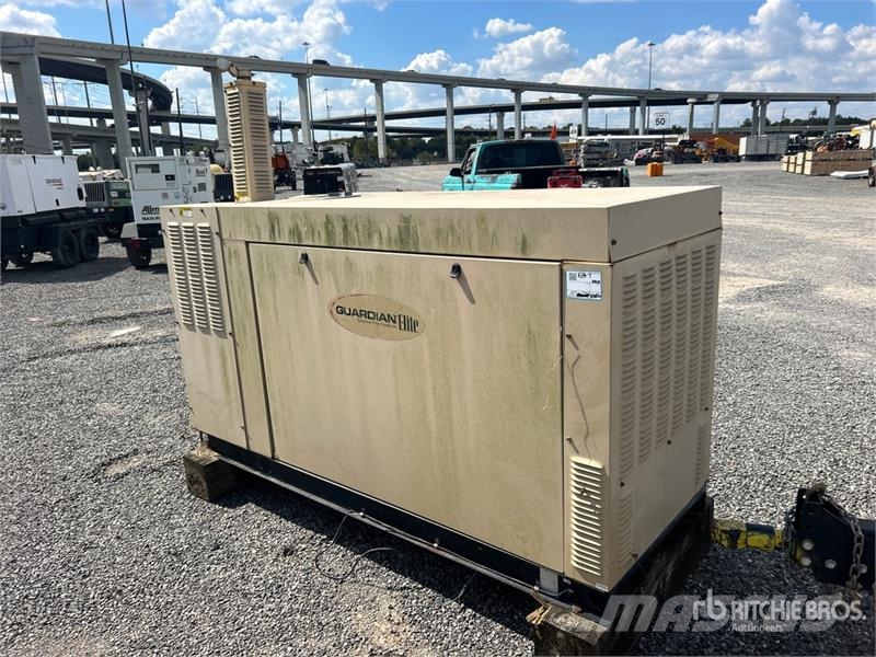 Generac QT05030ANSN 50 kW Skid-Mounted Generator Set Generadores diésel