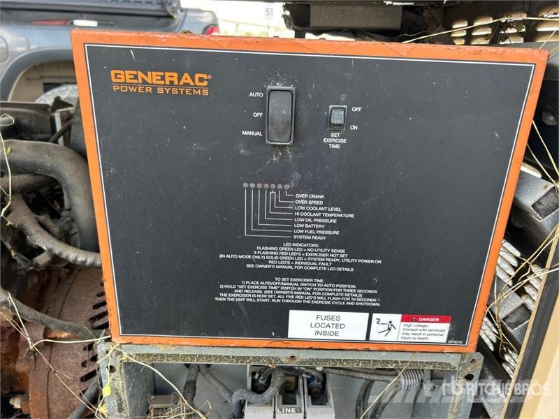 Generac QT05030ANSN 50 kW Skid-Mounted Generator Set Generadores diésel