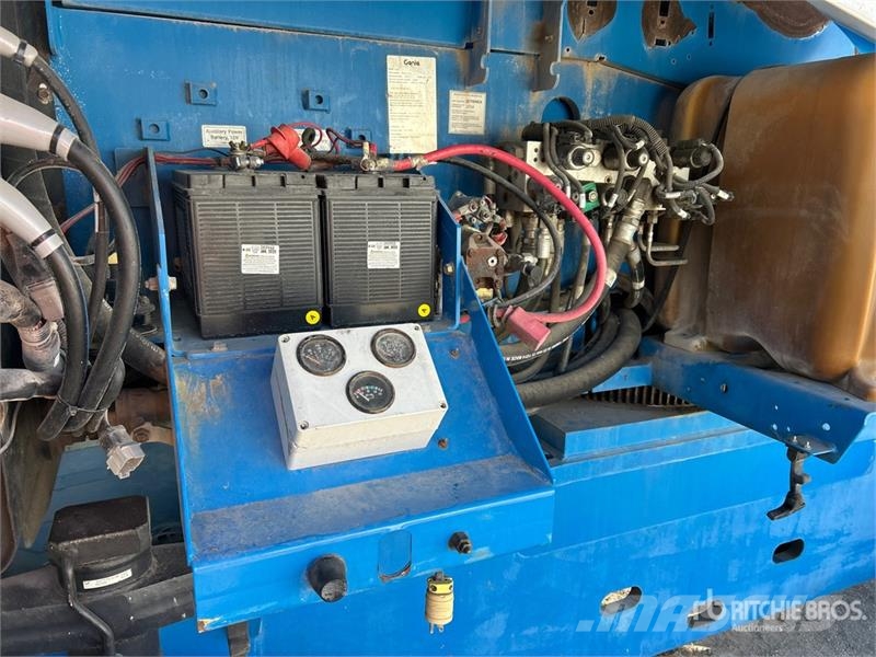 Genie 4WD Diesel Telescopic Boom Lift رافعات سلة تلسكوبية