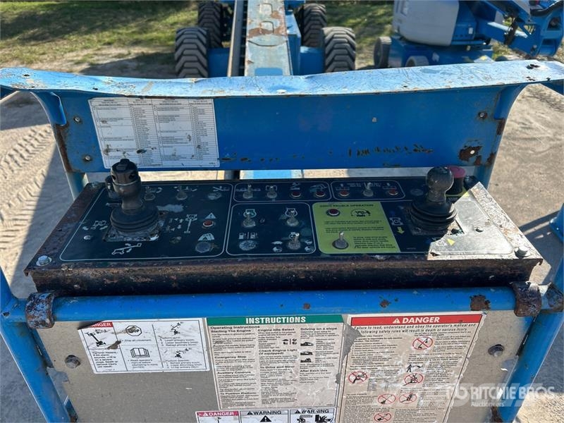 Genie 4WD Diesel Telescopic Boom Lift رافعات سلة تلسكوبية