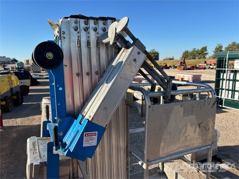 Genie AWP-30S Vertical Mast Lift Jarbolne penjajuće platforme