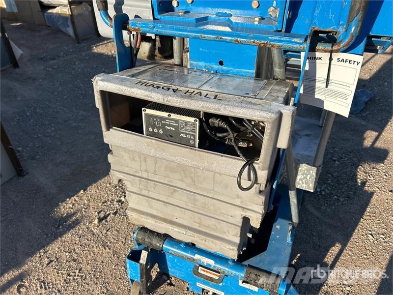 Genie AWP-30S Vertical Mast Lift Jarbolne penjajuće platforme
