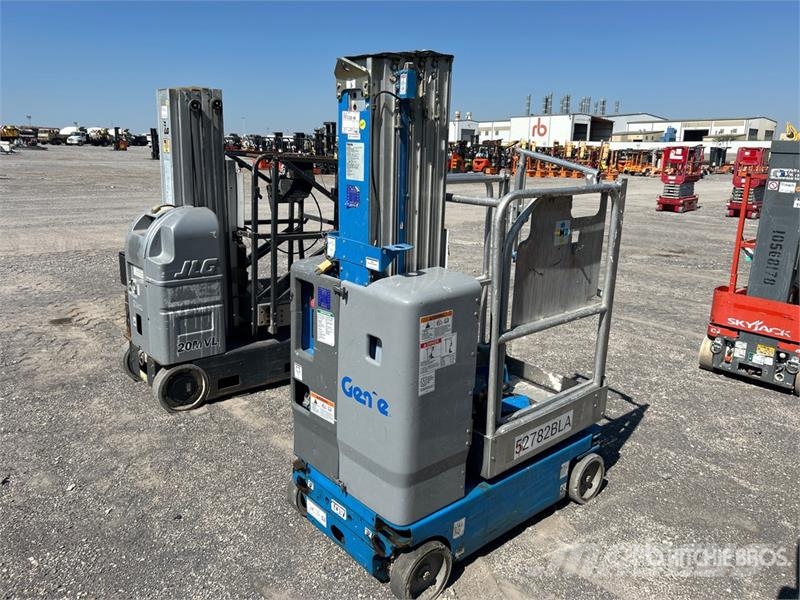 Genie GR20 Vertical Mast Lift Sollevatori verticali