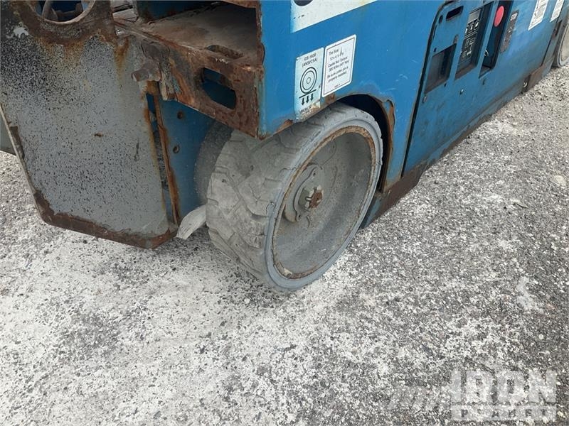 Genie GS-1930 Electric Scissor Lift Škarjaste dvižne ploščadi
