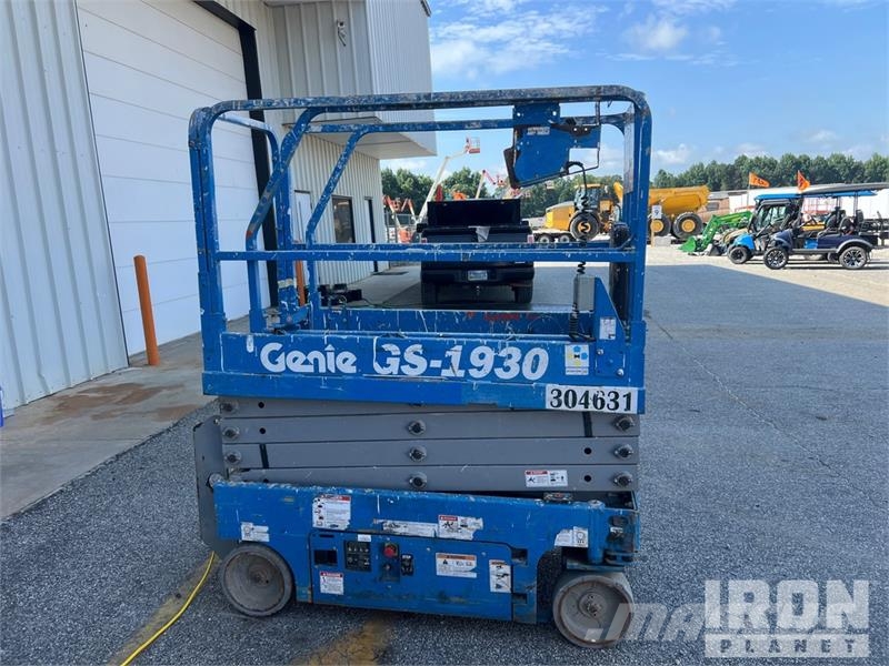 Genie GS-1930 Electric Scissor Lift シザースリフト