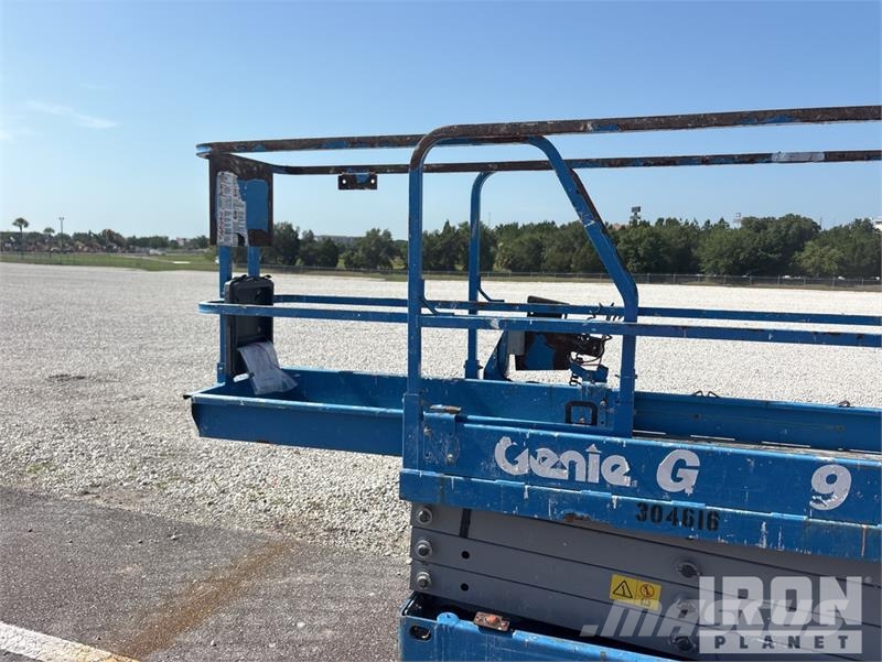 Genie GS-1930 Electric Scissor Lift Škarjaste dvižne ploščadi