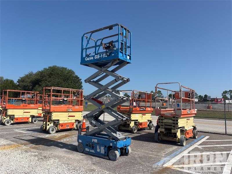 Genie GS-1930 Electric Scissor Lift Škarjaste dvižne ploščadi