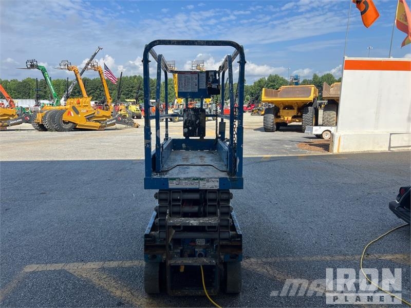 Genie GS-1930 Electric Scissor Lift シザースリフト
