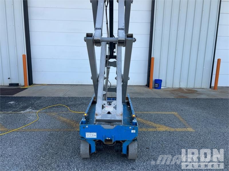 Genie GS-1930 Electric Scissor Lift シザースリフト