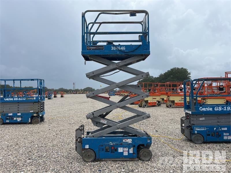 Genie GS-1930 Electric Scissor Lift Elevadores de tesoura