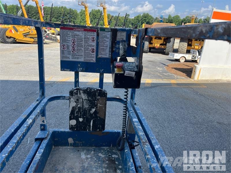 Genie GS-1930 Electric Scissor Lift シザースリフト