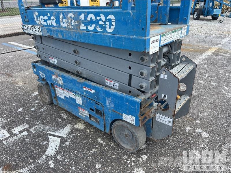 Genie GS-1930 Electric Scissor Lift Škarjaste dvižne ploščadi