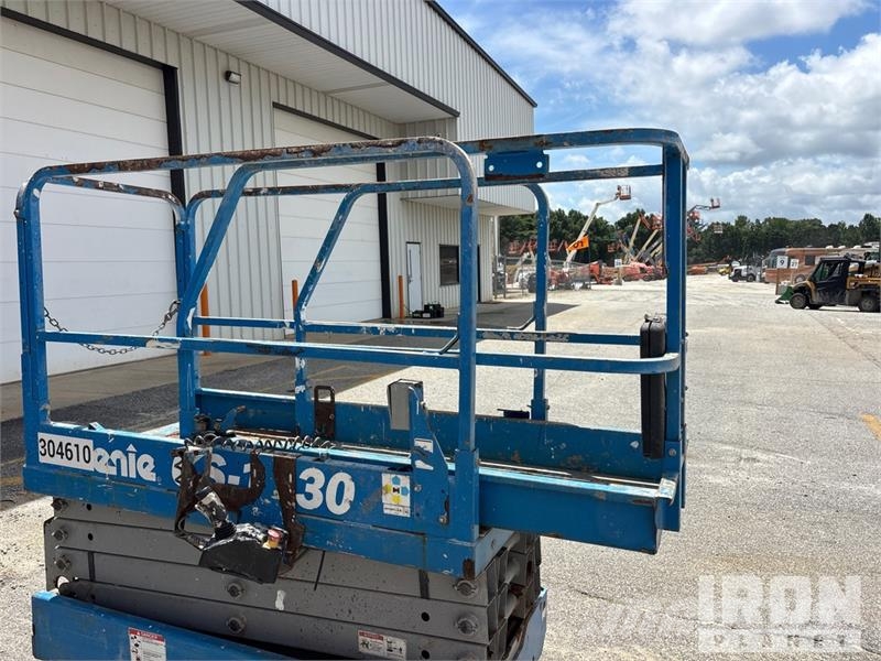 Genie GS-1930 Electric Scissor Lift Elevadores de tesoura