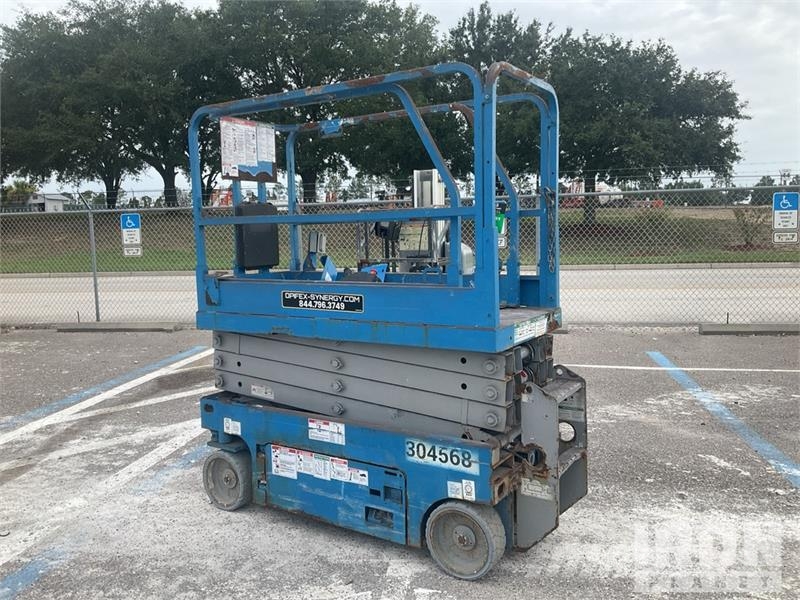 Genie GS-1930 Electric Scissor Lift Škarjaste dvižne ploščadi