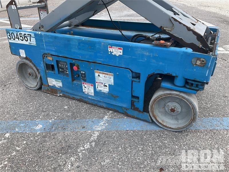Genie GS-1930 Electric Scissor Lift シザースリフト