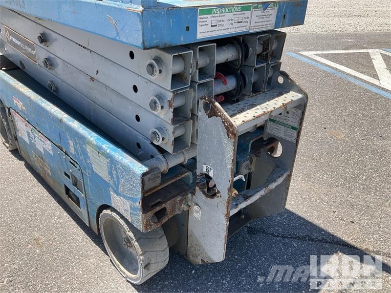 Genie GS-1930 Electric Scissor Lift Elevadores de tesoura