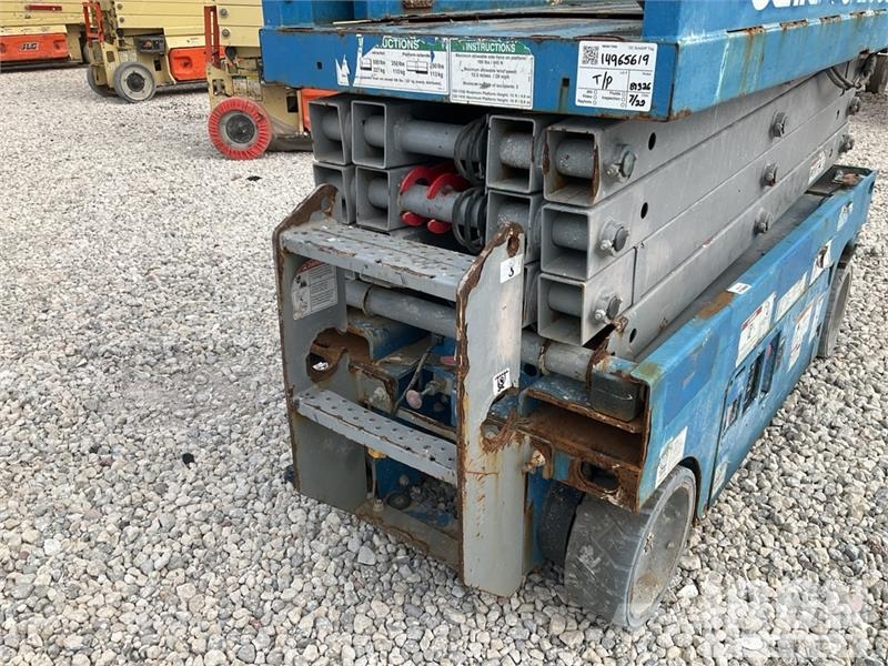 Genie GS-1930 Electric Scissor Lift Škarjaste dvižne ploščadi