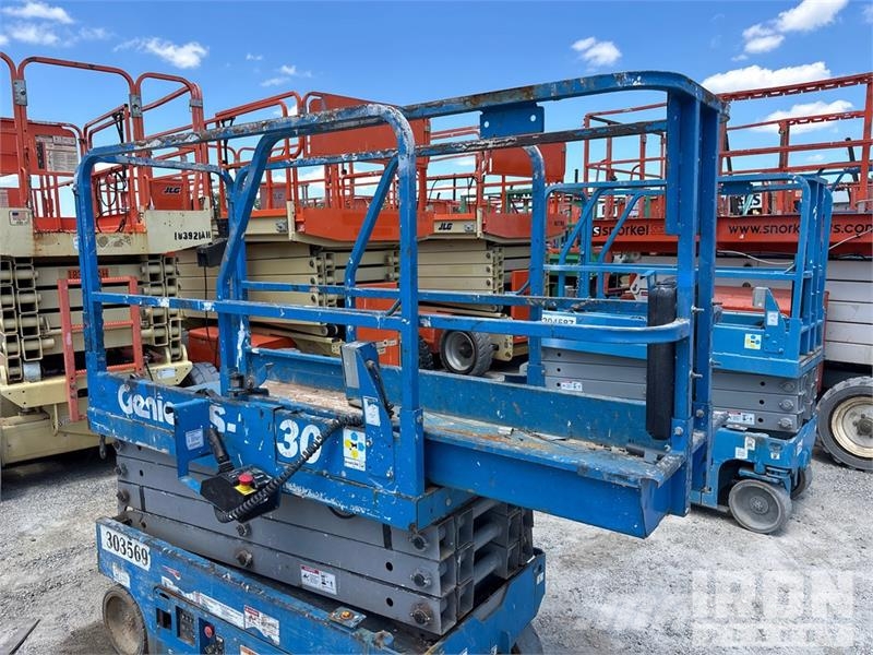 Genie GS-1930 Electric Scissor Lift Elevadores de tesoura