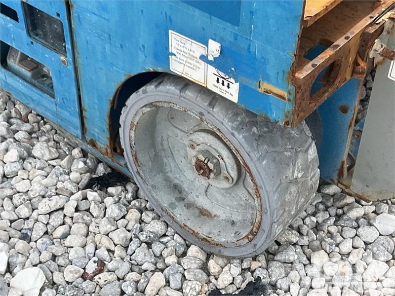 Genie GS-1930 Electric Scissor Lift Škarjaste dvižne ploščadi
