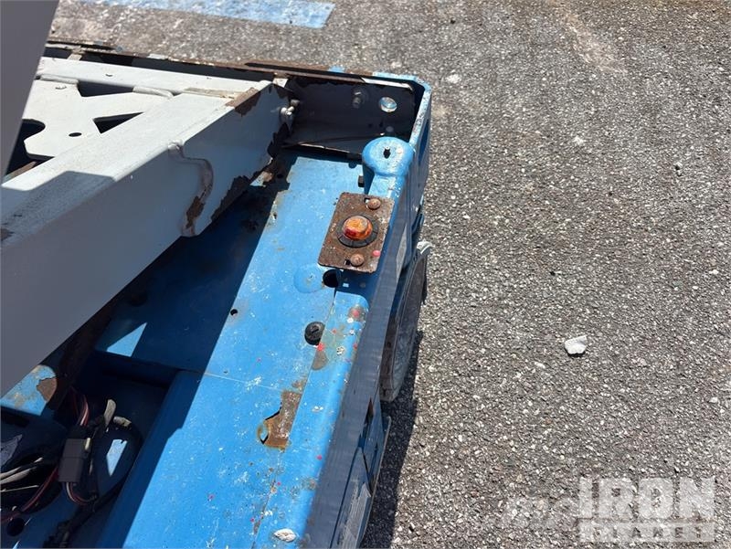 Genie GS-1930 Electric Scissor Lift Škarjaste dvižne ploščadi
