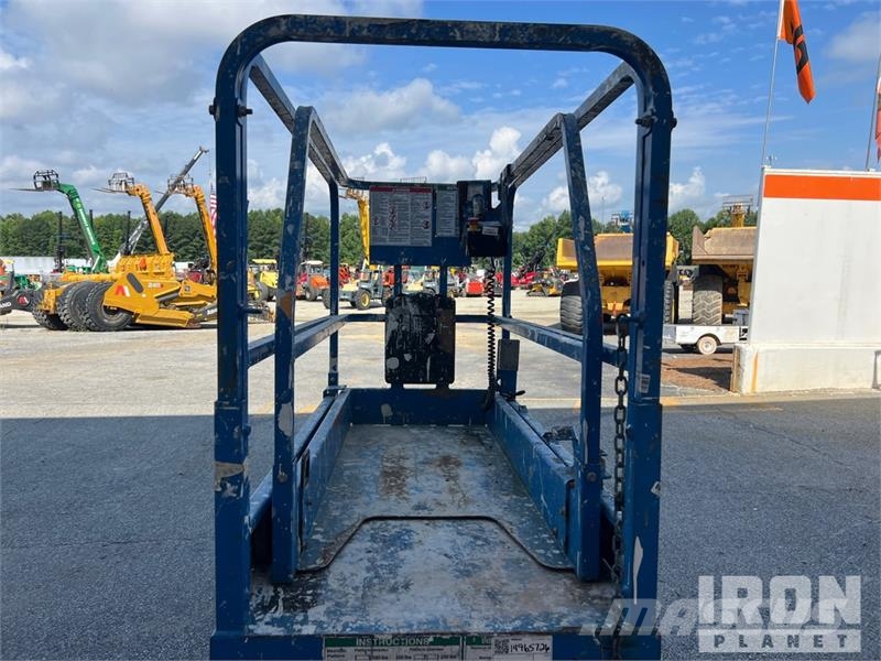 Genie GS-1930 Electric Scissor Lift シザースリフト