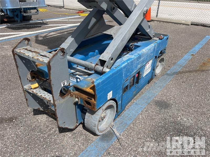 Genie GS-1930 Electric Scissor Lift Škarjaste dvižne ploščadi